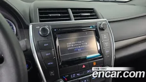 Toyota Camry, 2016 — миниатюра 16