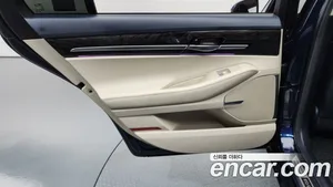 Genesis EQ900, 2016 — миниатюра 15