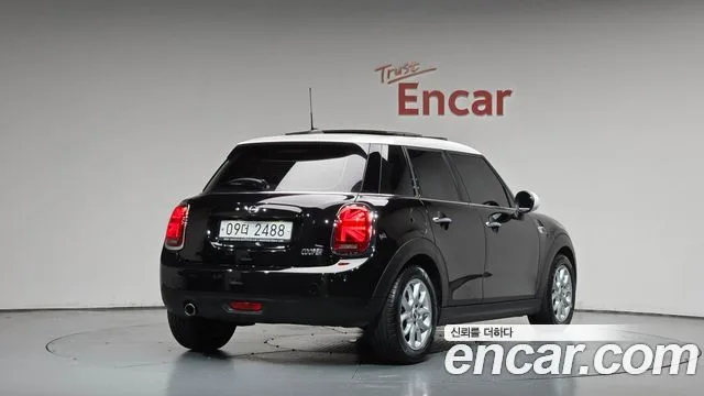Mini Cooper, 2019 — фото автомобиля из Кореи