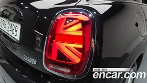 Mini Cooper, 2019 — миниатюра 8
