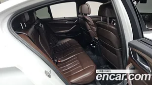 BMW 5-Series, 2017 — миниатюра 17