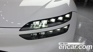 Genesis GV60, 2023 — миниатюра 7