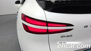 Genesis GV60, 2023 — миниатюра 8
