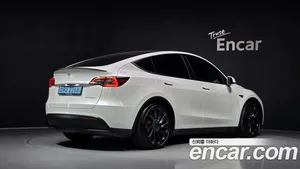Tesla Model Y, 2022 — миниатюра 2