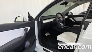 Tesla Model Y, 2022 — миниатюра 10