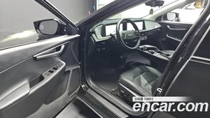 Kia EV6, 2022 — миниатюра 13