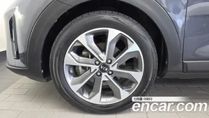 Kia Stonic, 2018 — миниатюра 5