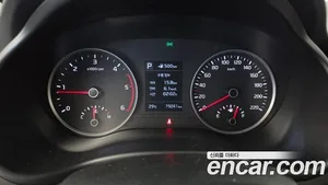 Kia Stonic, 2018 — миниатюра 8