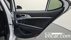 Genesis G70, 2019 — миниатюра 14