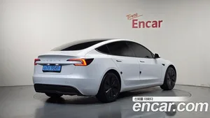 Tesla Model 3, 2024 — миниатюра 1