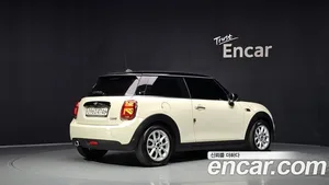 Mini Cooper, 2020 — миниатюра 2