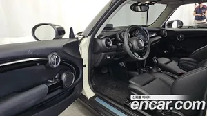 Mini Cooper, 2020 — миниатюра 10