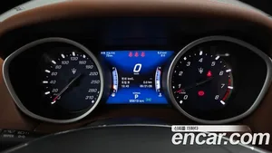 Maserati Ghibli, 2019 — миниатюра 11