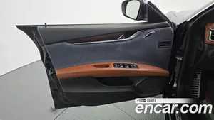 Maserati Ghibli, 2019 — миниатюра 14