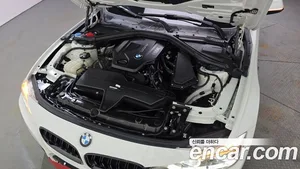 BMW 3-Series, 2018 — миниатюра 6