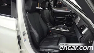 BMW 3-Series, 2018 — миниатюра 16