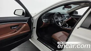 BMW 5-Series, 2016 — миниатюра 10