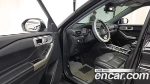 Ford Explorer, 2021 — миниатюра 13