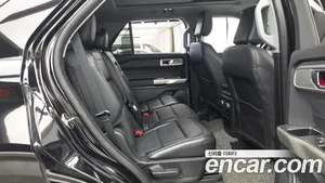 Ford Explorer, 2021 — миниатюра 18