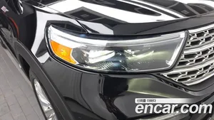 Ford Explorer, 2021 — миниатюра 8