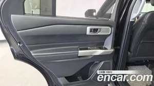Ford Explorer, 2021 — миниатюра 15