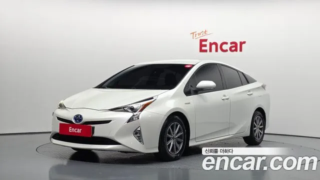 Toyota Prius, 2017 — фото автомобиля из Кореи