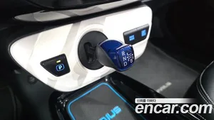 Toyota Prius, 2017 — миниатюра 9
