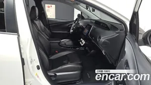 Toyota Prius, 2017 — миниатюра 11