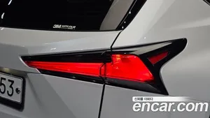 Lexus NX, 2019 — миниатюра 9