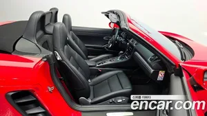 Porsche 718, 2018 — миниатюра 11
