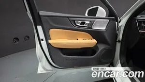 Volvo S60, 2021 — миниатюра 14