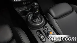 Mini Clubman, 2020 — миниатюра 11