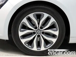 Renault SM6, 2016 — миниатюра 5
