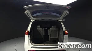 Kia Carnival, 2016 — миниатюра 20
