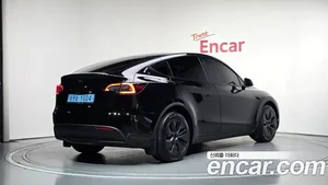 Tesla Model Y, 2024 — миниатюра 2