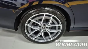 Mercedes-Benz E-Class, 2021 — миниатюра 5