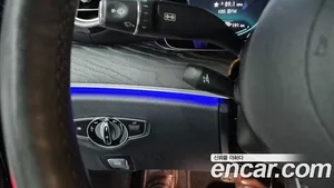 Mercedes-Benz E-Class, 2021 — миниатюра 12