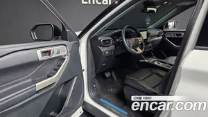 Ford Explorer, 2022 — миниатюра 13