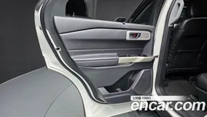 Ford Explorer, 2022 — миниатюра 15