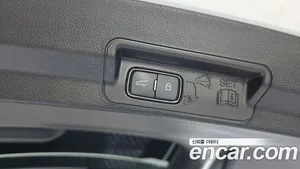 Ford Explorer, 2022 — миниатюра 28