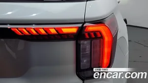 Ford Explorer, 2024 — миниатюра 9