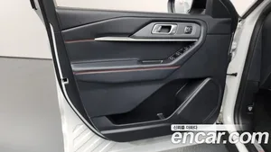 Ford Explorer, 2024 — миниатюра 14