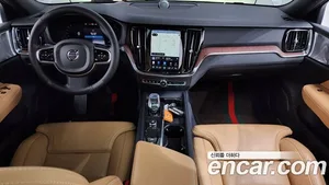 Volvo V60, 2023 — миниатюра 10