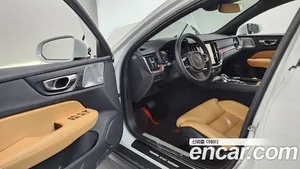 Volvo V60, 2023 — миниатюра 13