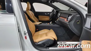 Volvo V60, 2023 — миниатюра 16