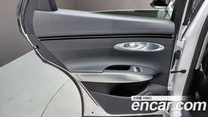 Genesis GV70, 2022 — миниатюра 15
