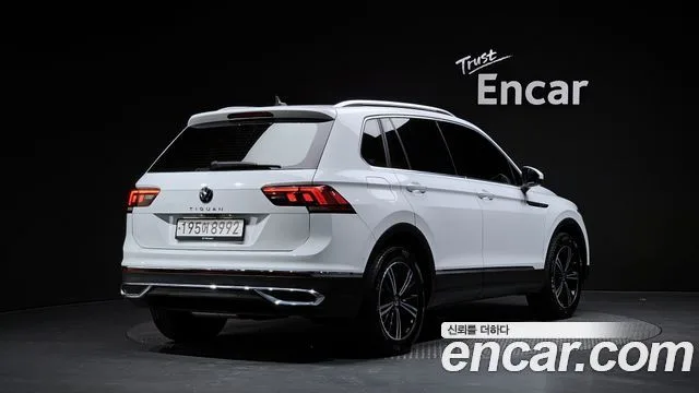 Volkswagen Tiguan, 2022 — фото автомобиля из Кореи