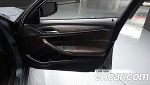 BMW 5-Series, 2017 — миниатюра 13