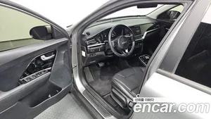 Kia Niro, 2021 — миниатюра 11