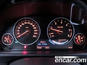 BMW 3-Series, 2017 — миниатюра 8